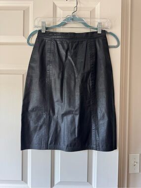 Vintage Black Genuine Leather Pencil Skirt